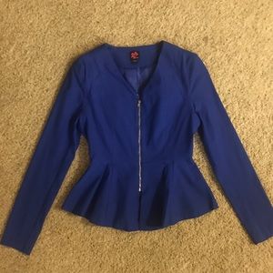 2B by Bebe Peplum Top